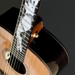 Detail of the new Tom Rush "Naked Lady" guitar made by MacKenzie & Mar. | © MacKenzie & Mar Guitars, All rights reserved.